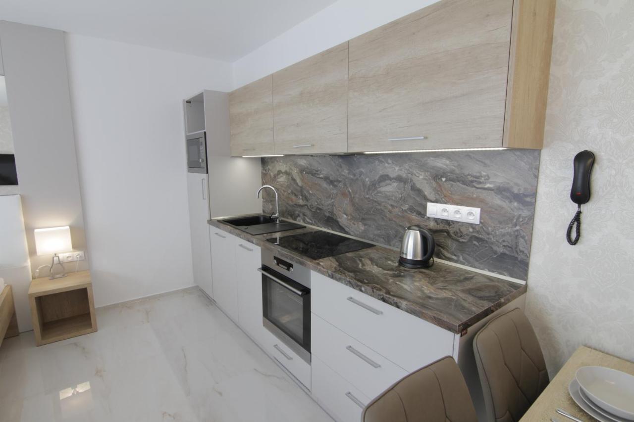 Apartmany Rose ميكولوف المظهر الخارجي الصورة