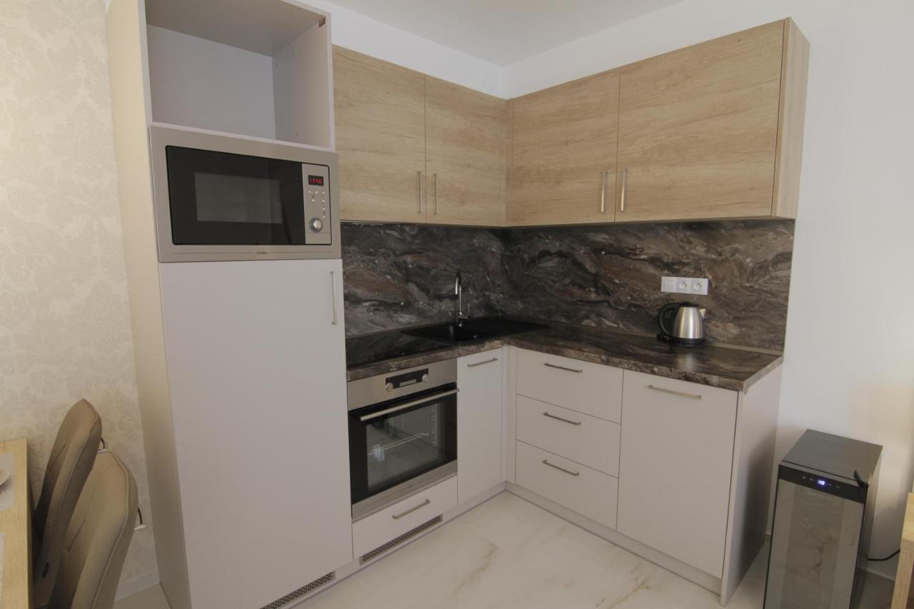 Apartmany Rose ميكولوف المظهر الخارجي الصورة